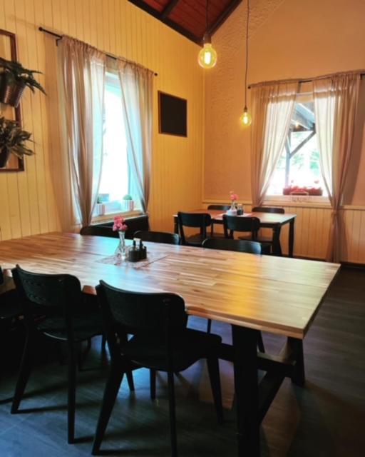 Penzion & Restaurace U Vily Sezimovo Usti ภายนอก รูปภาพ